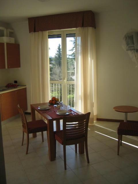 Residence Il Rampicante Monticelli Terme Room photo