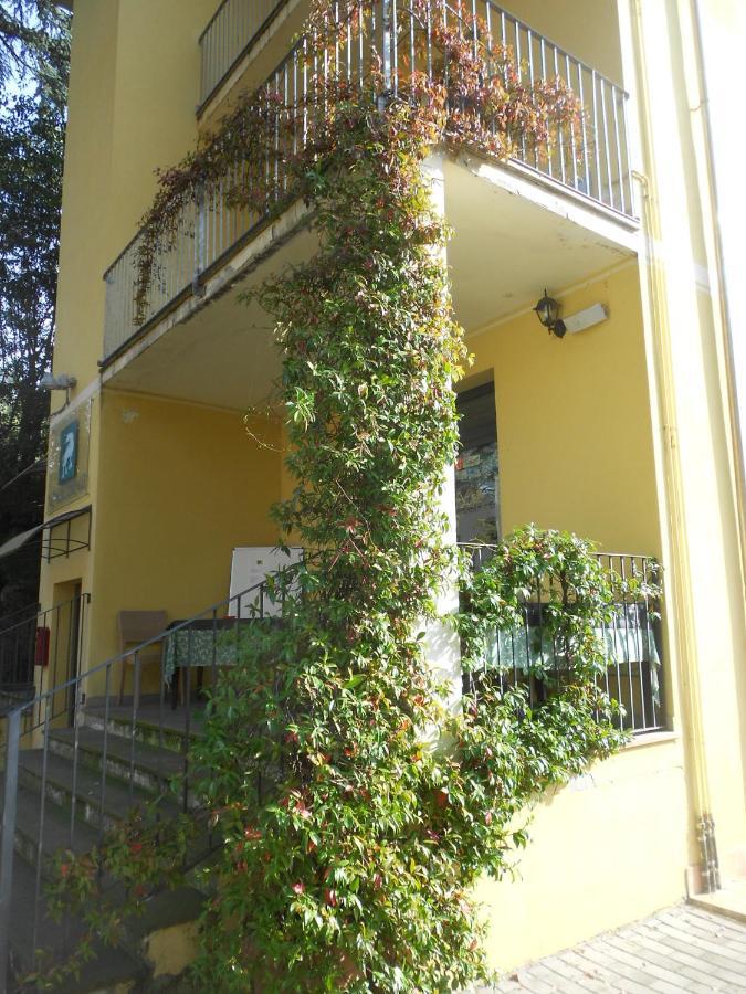 Residence Il Rampicante Monticelli Terme Exterior photo